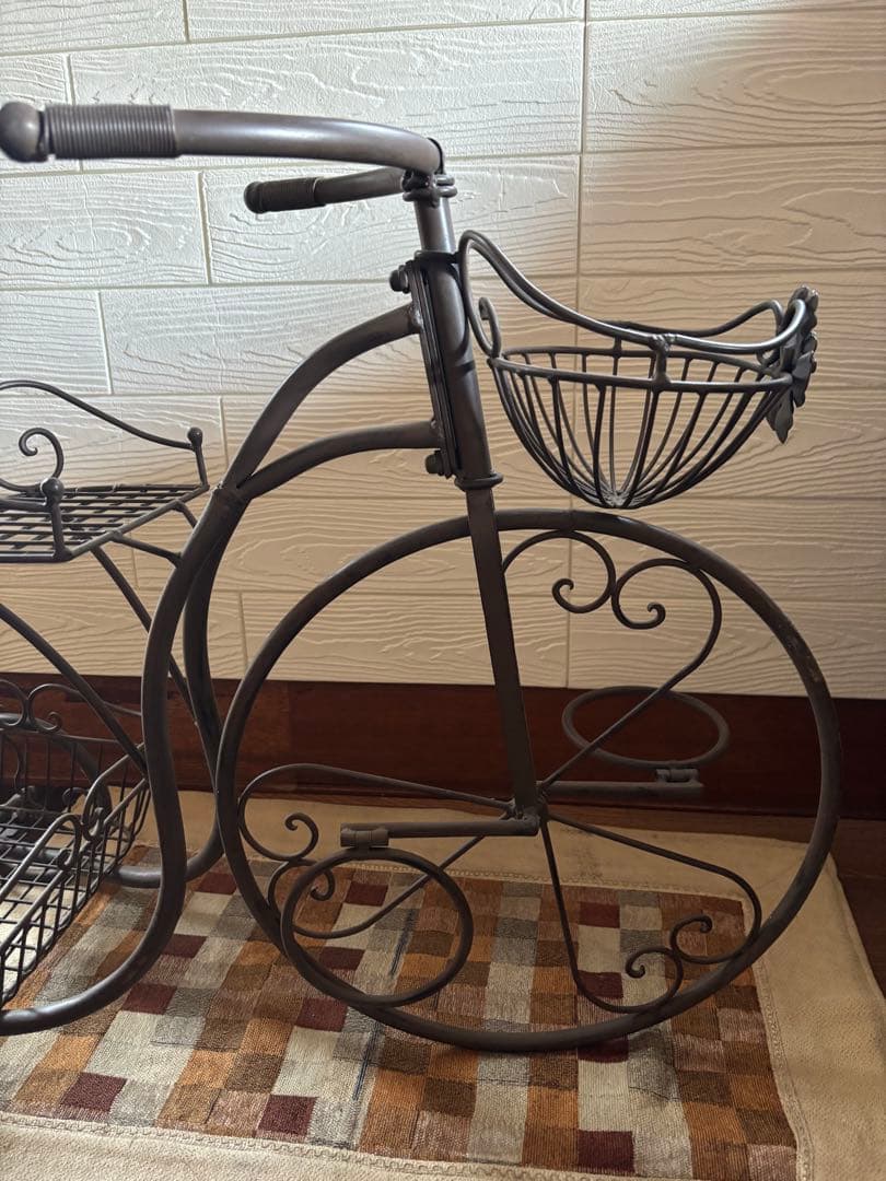 アイアン三輪車　プランタースタンド　アンティーク　オブジェ　ガーデン　カフェ
