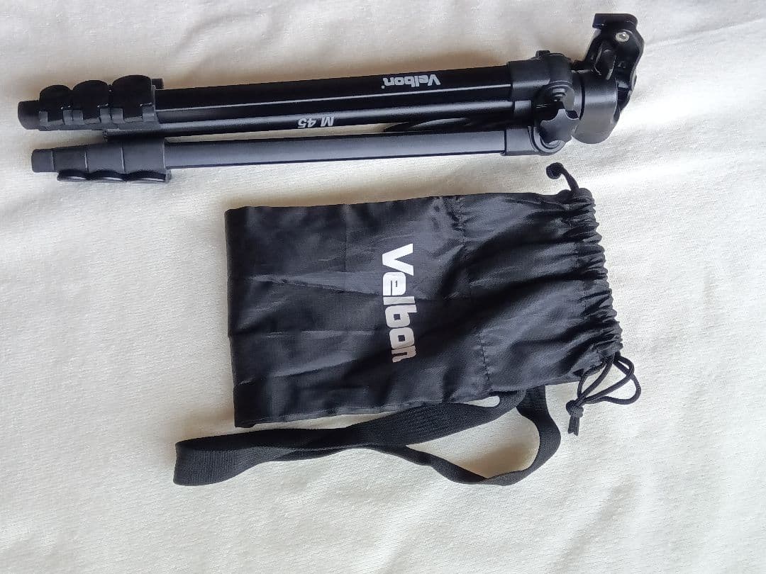 SONY HDR-CX680 ビデオカメラ本体、ケース、三脚