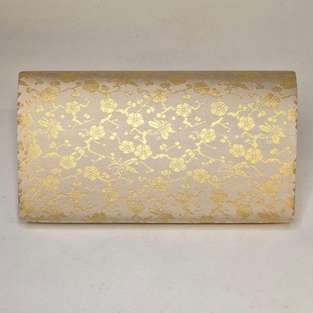 【フォロー割・新品】 和装　クラッチバッグ　西陣織　本金　正絹　金襴　梅　蝶