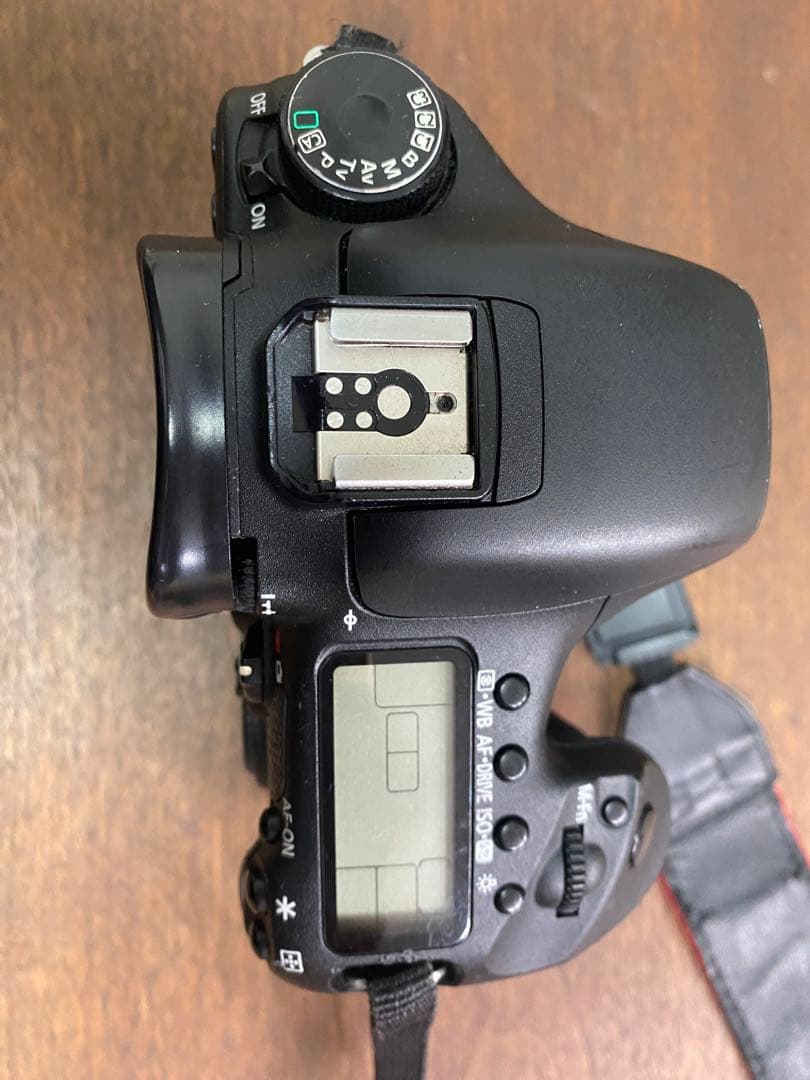 Canon EOS 7D デジタル一眼レフカメラ DS126251