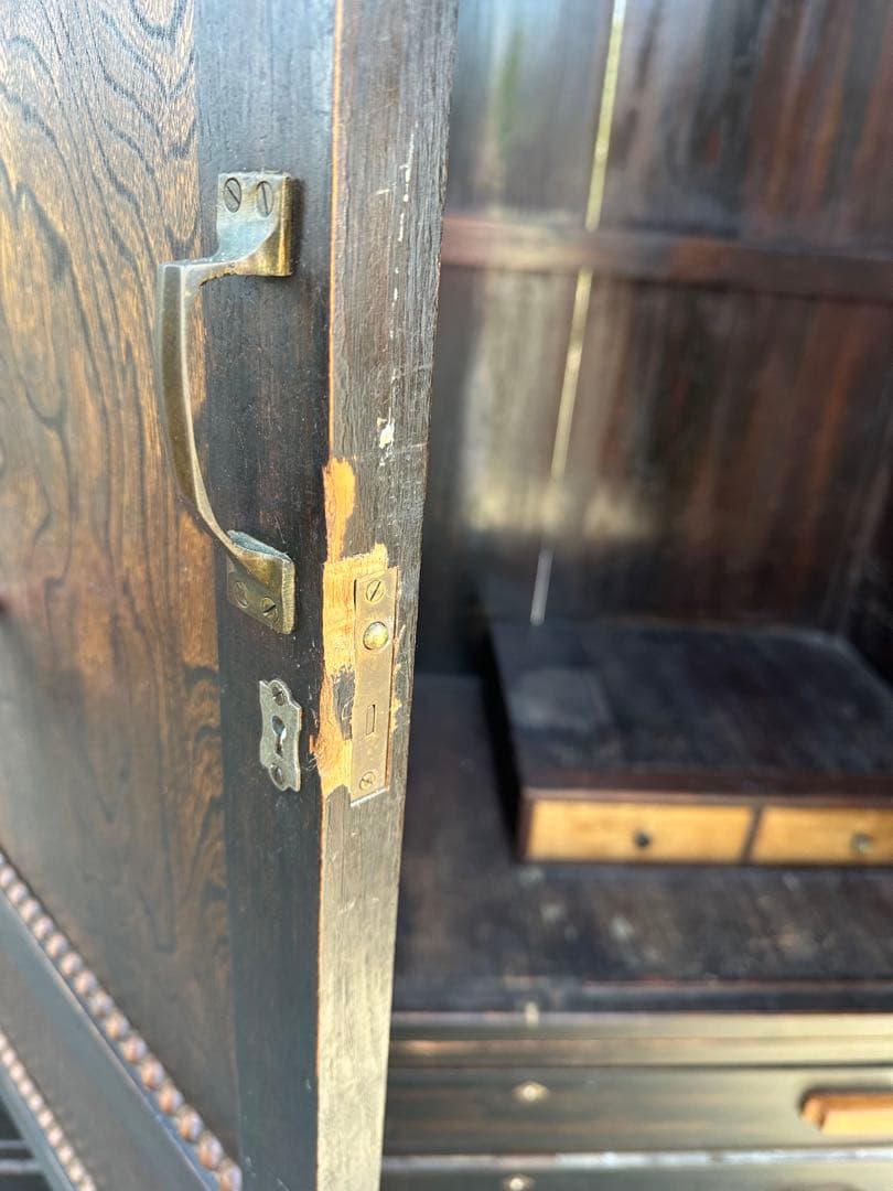 瞬間的値下げ❗️アンティーククローゼット箪笥洗浄済み！100年以上前！