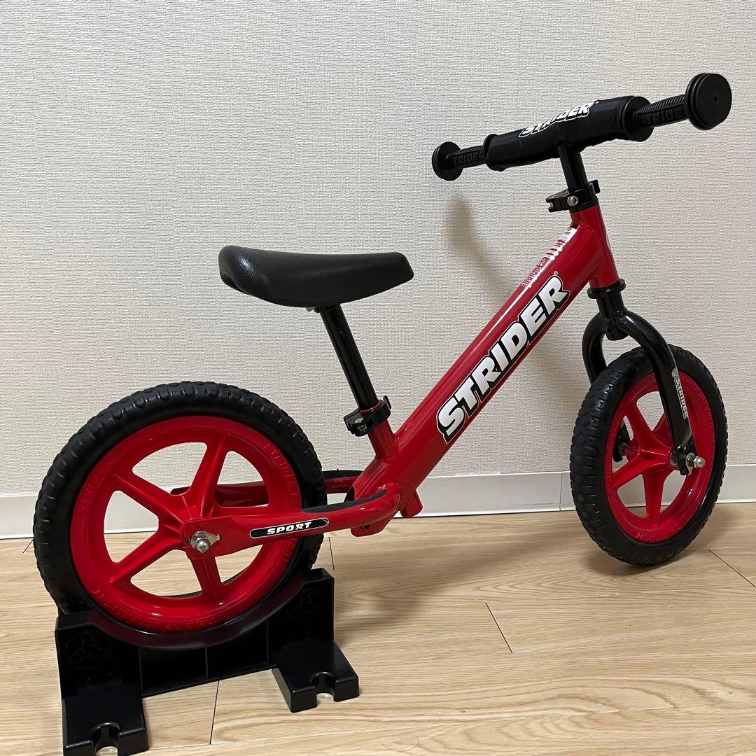 美品 STRIDER SPORTS 12 ストライダースポーツ 純正スタンド付き