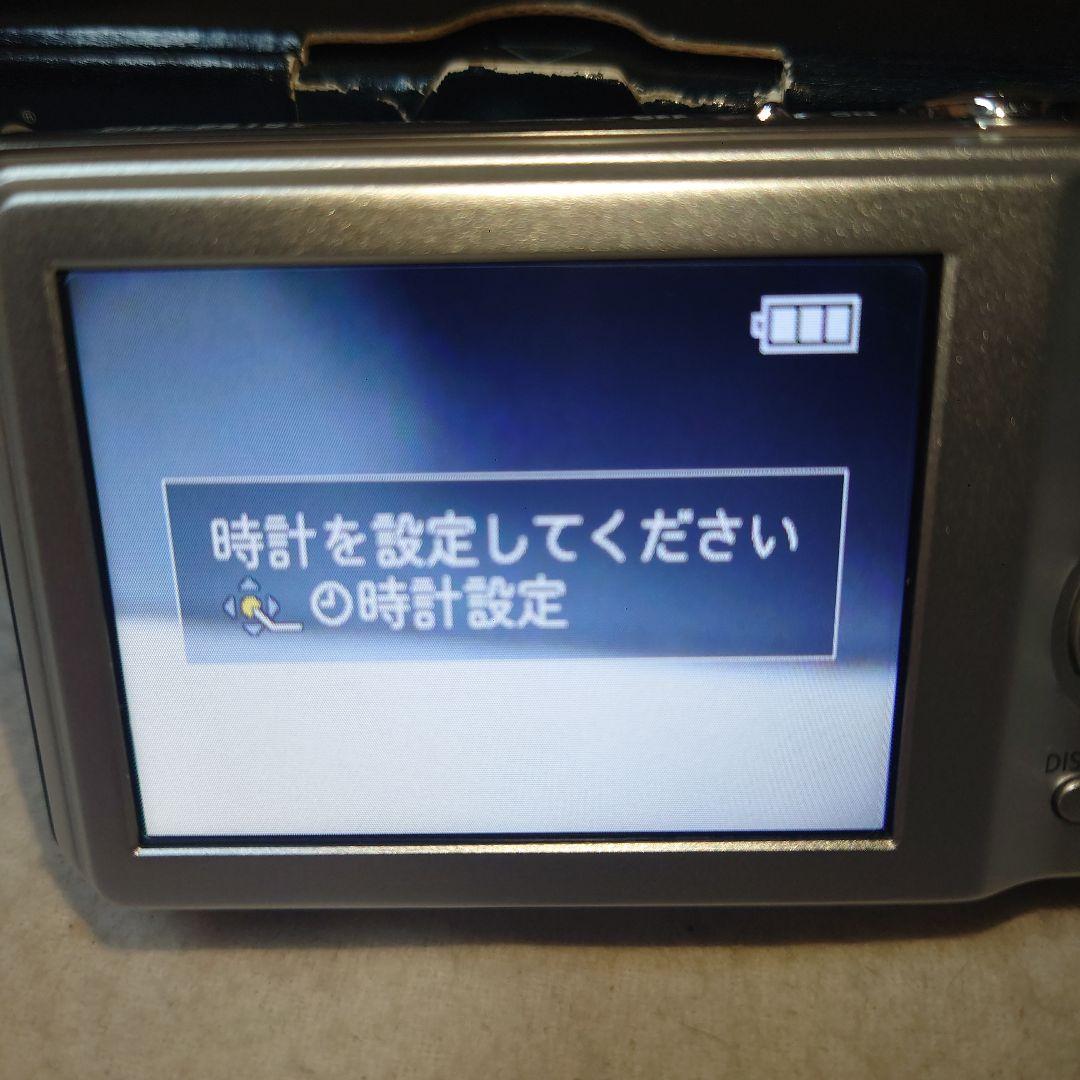 LUMIX FS10・デジタルカメラ 12メガピクセル シルバー