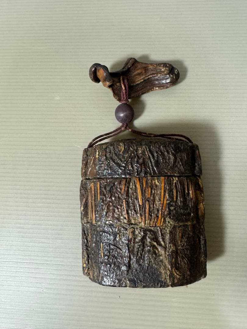 2290 時代物　印籠　根付