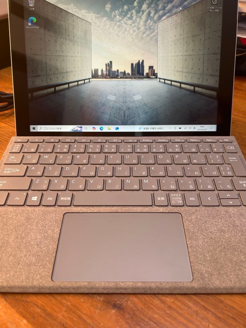 Microsoft Surface Goタブレット 本体　キーボードカバー付属