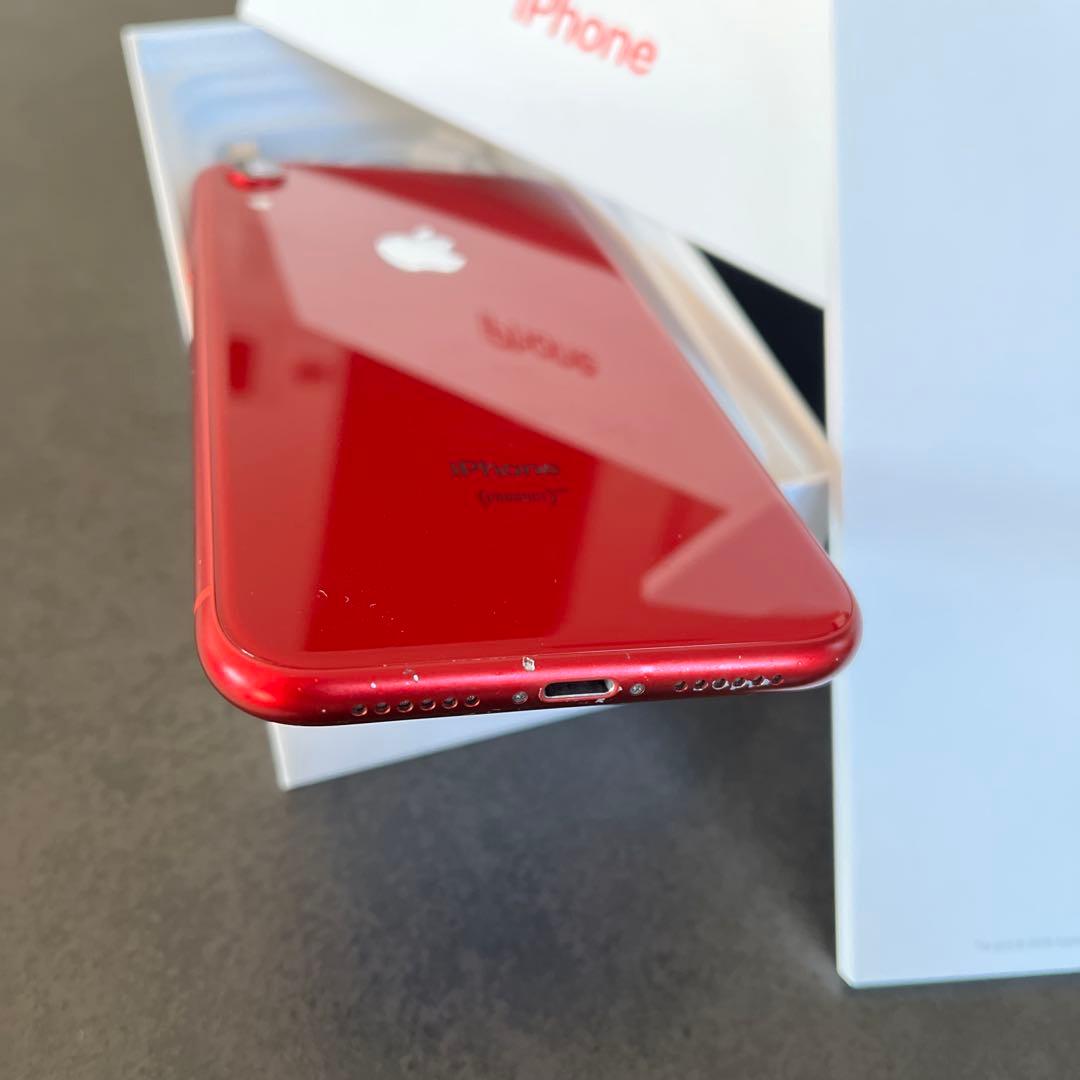 レッド iPhone XR本体　64GB