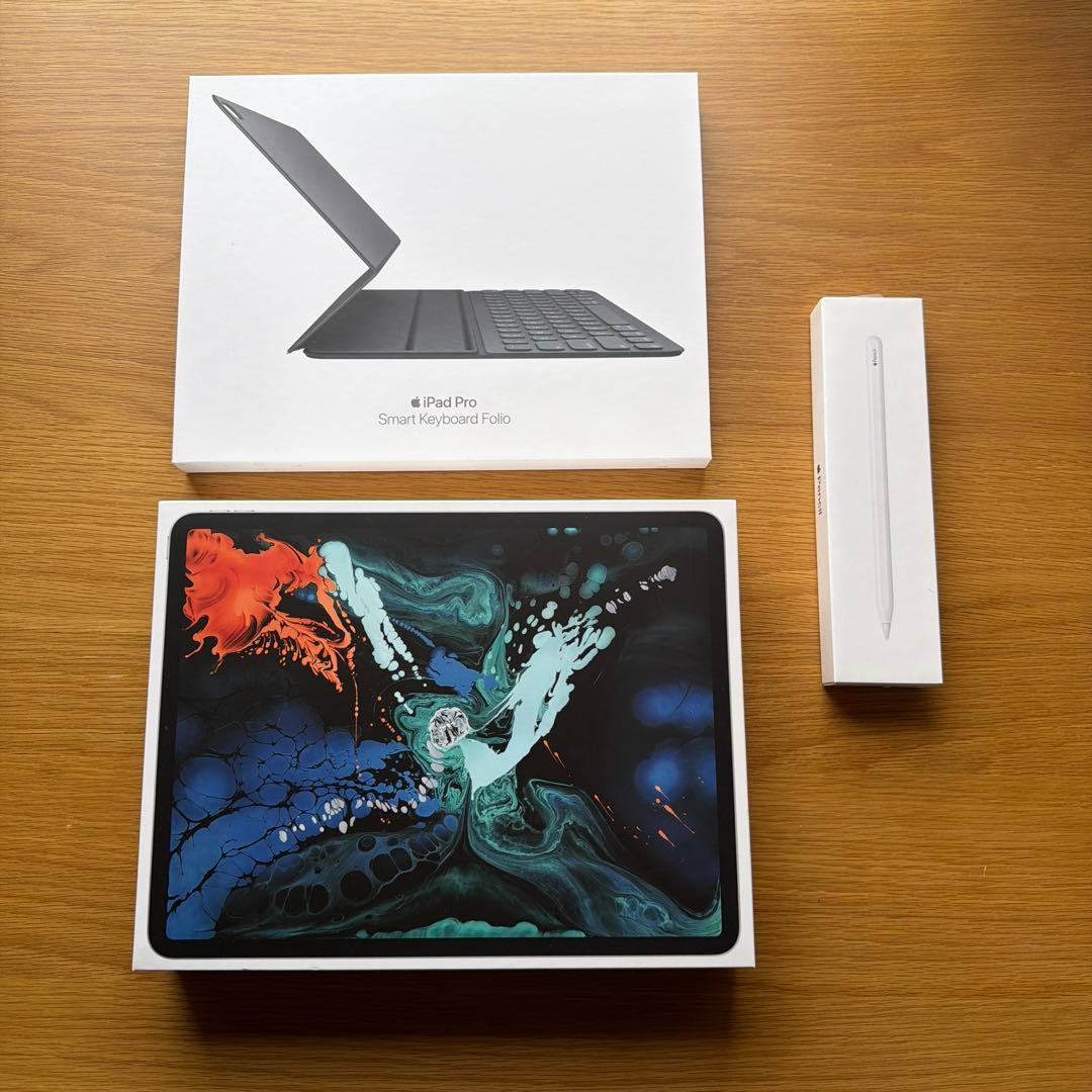 iPad Pro 12.9インチ 第3世代 64GB WiFi+Cellular