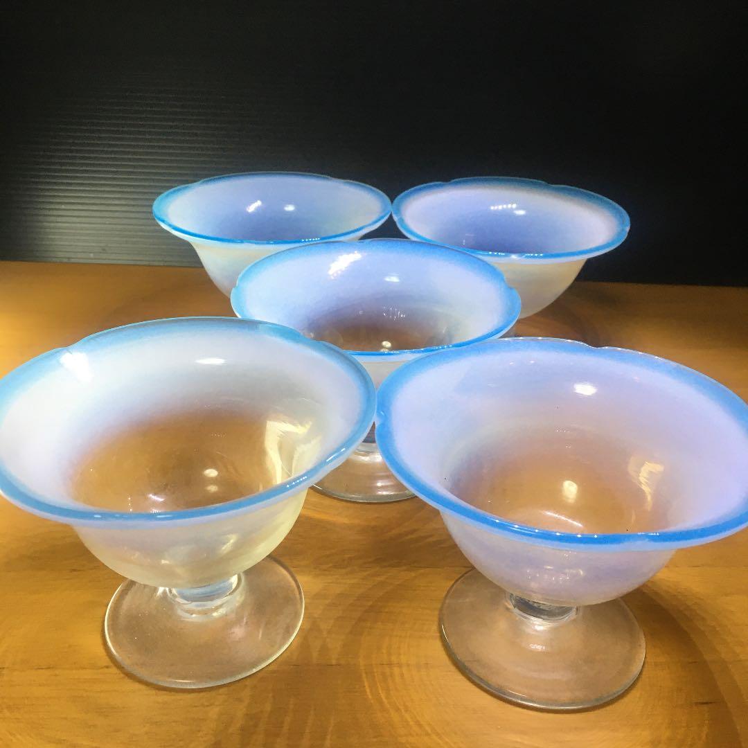 氷コップ③ 乳白色 薄水色縁 5個セット 大正ガラス