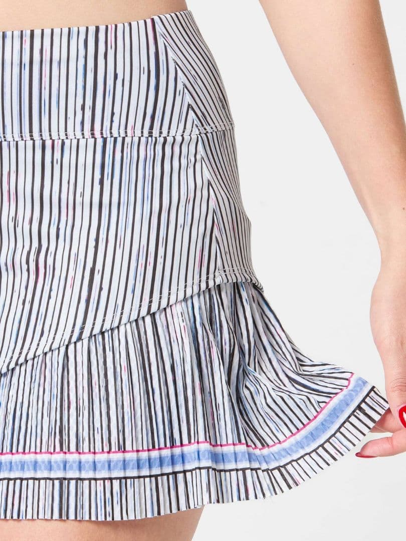 ☆海外ウェア　Lucky in Love スコート　US-XS