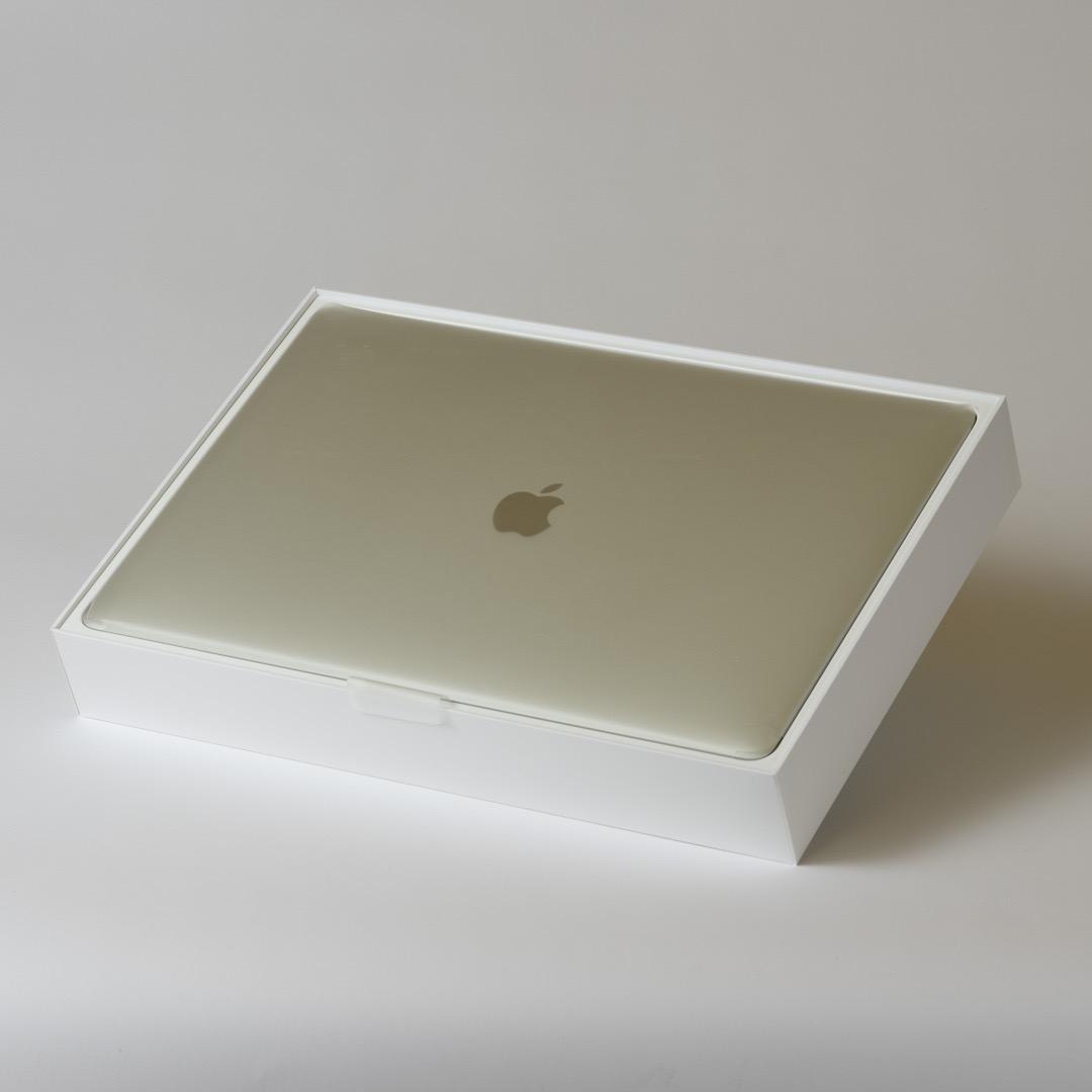 MacBook Pro 2016 15インチ i7 16GB 512GB US