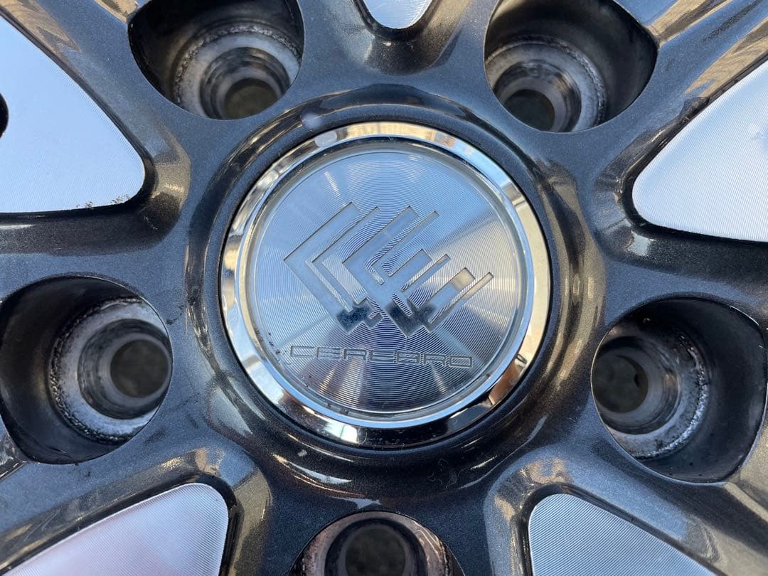 205/60R16 タイヤ・ホイールセット4本《ヴォクシー80》