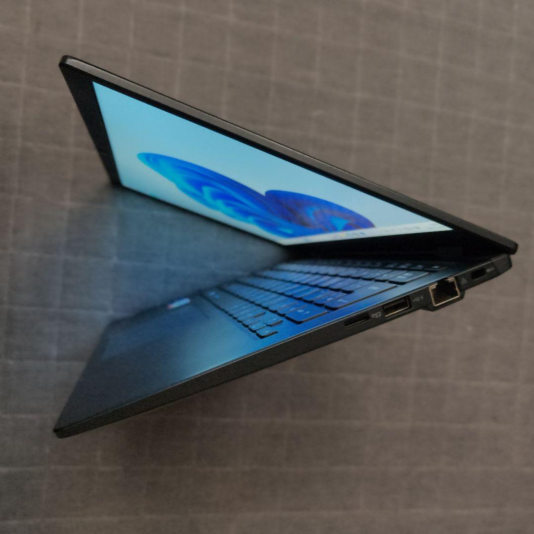 美品 Dynabook 超軽量 驚速 12世代i5 16GB 新品512G 59