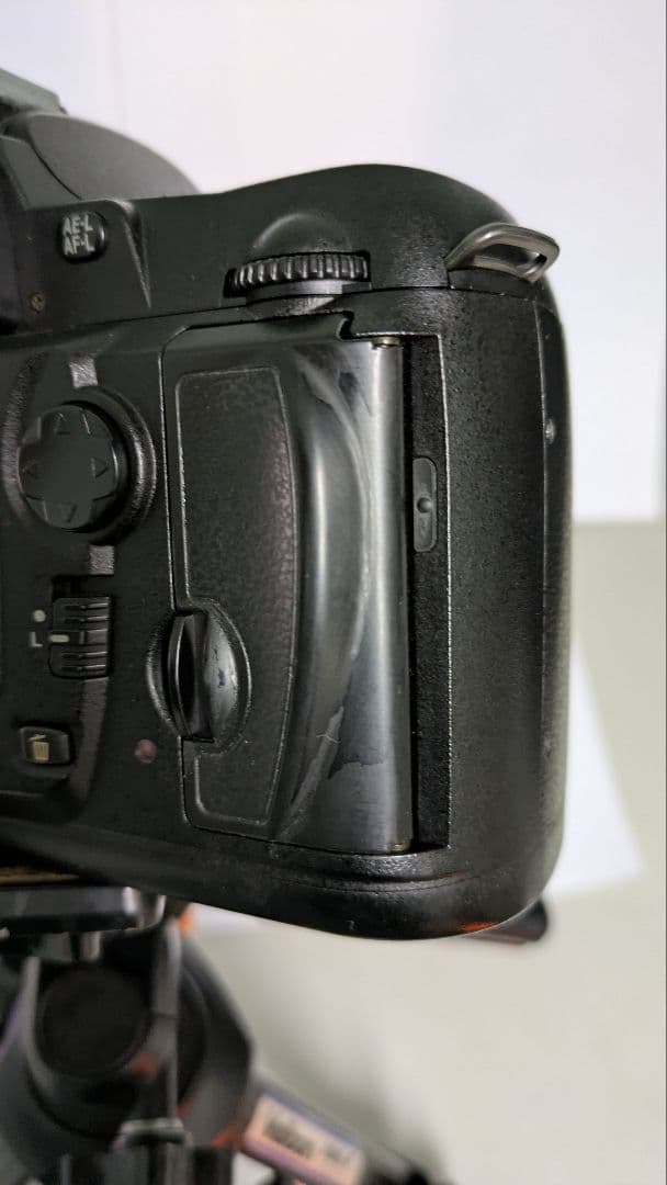 Nikon D70 デジタル一眼レフ　レンズ付き　訳あり品（現状渡し）