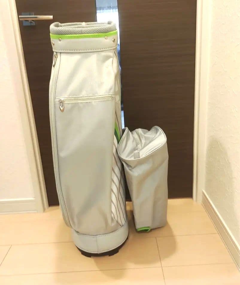 美品　TaylorMade テーラーメイド　キャディバッグ