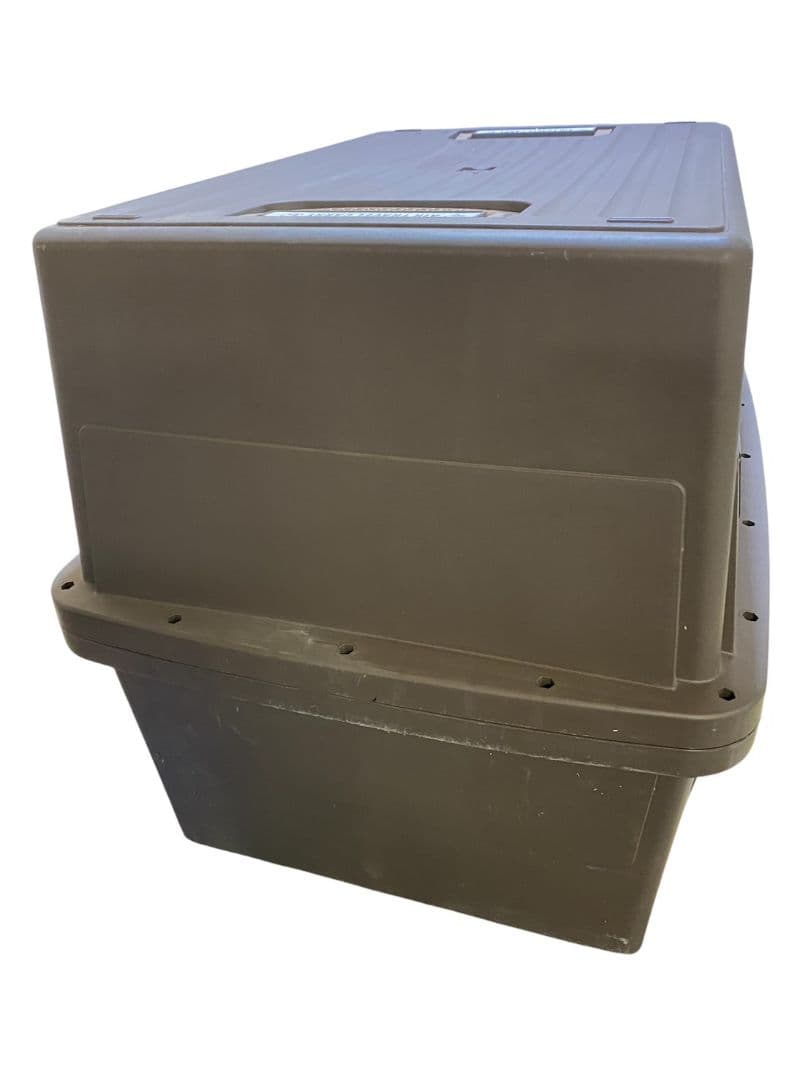 R ∞　アイリスオーヤマ　大型犬用キャリー ATC-870 通気口付き