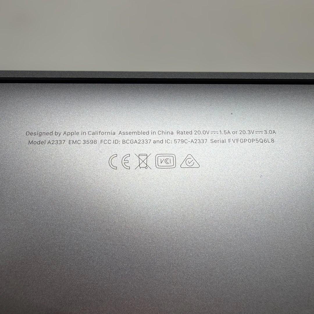 MacBook Air M1（2020）8GB / 512GB