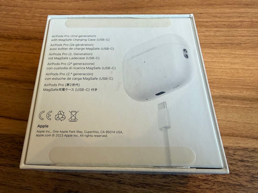 AirPods Pro（第二世代）本体 充電ケース付き