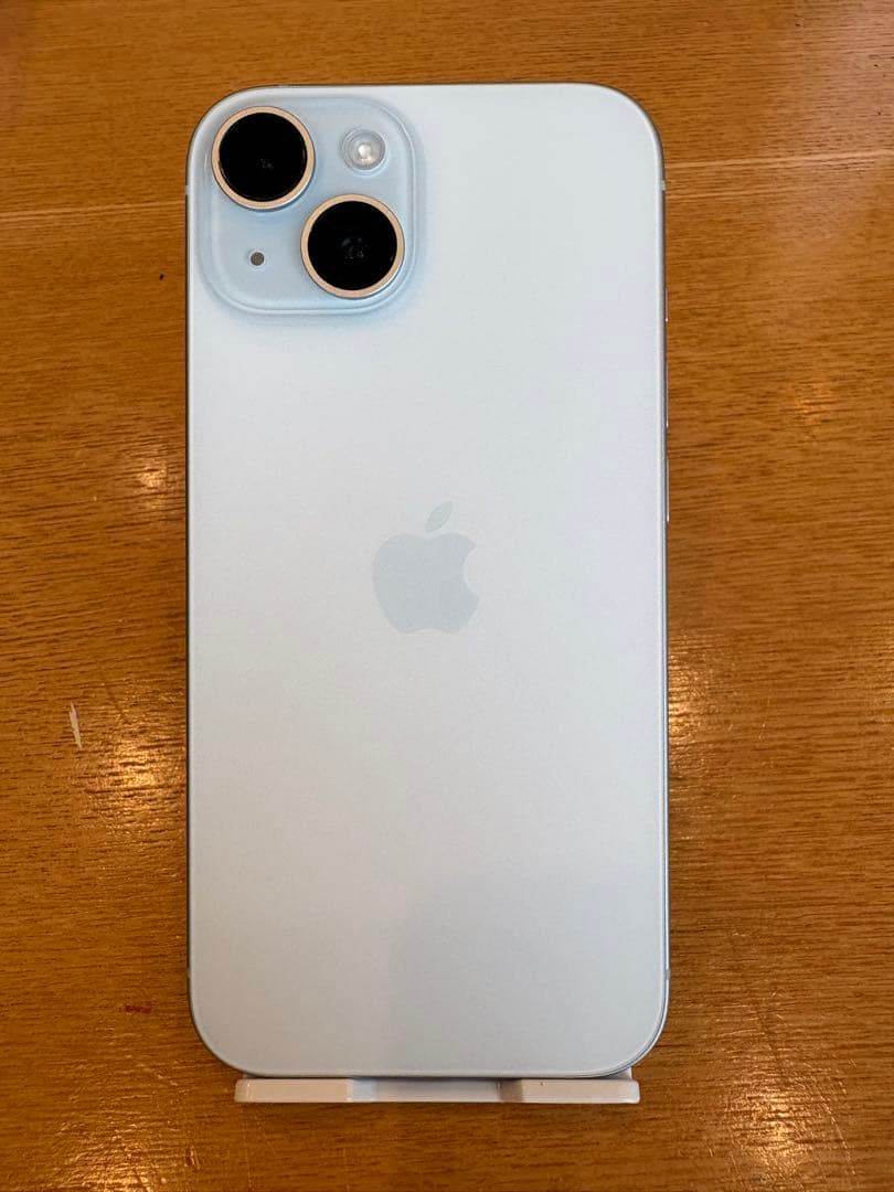 極美品　SIMフリー　iPhone15 128GB ブルー