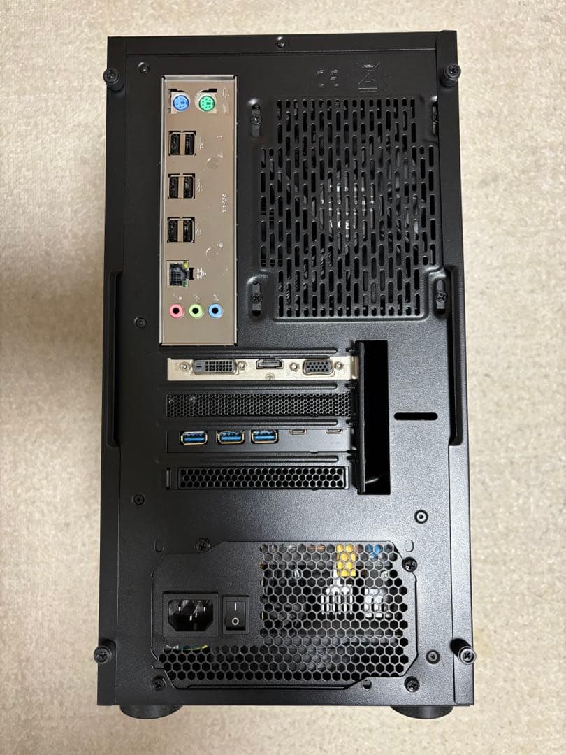 【美品】デスクトップPC CPU3.0GHz 10C/20T メモリ32GB