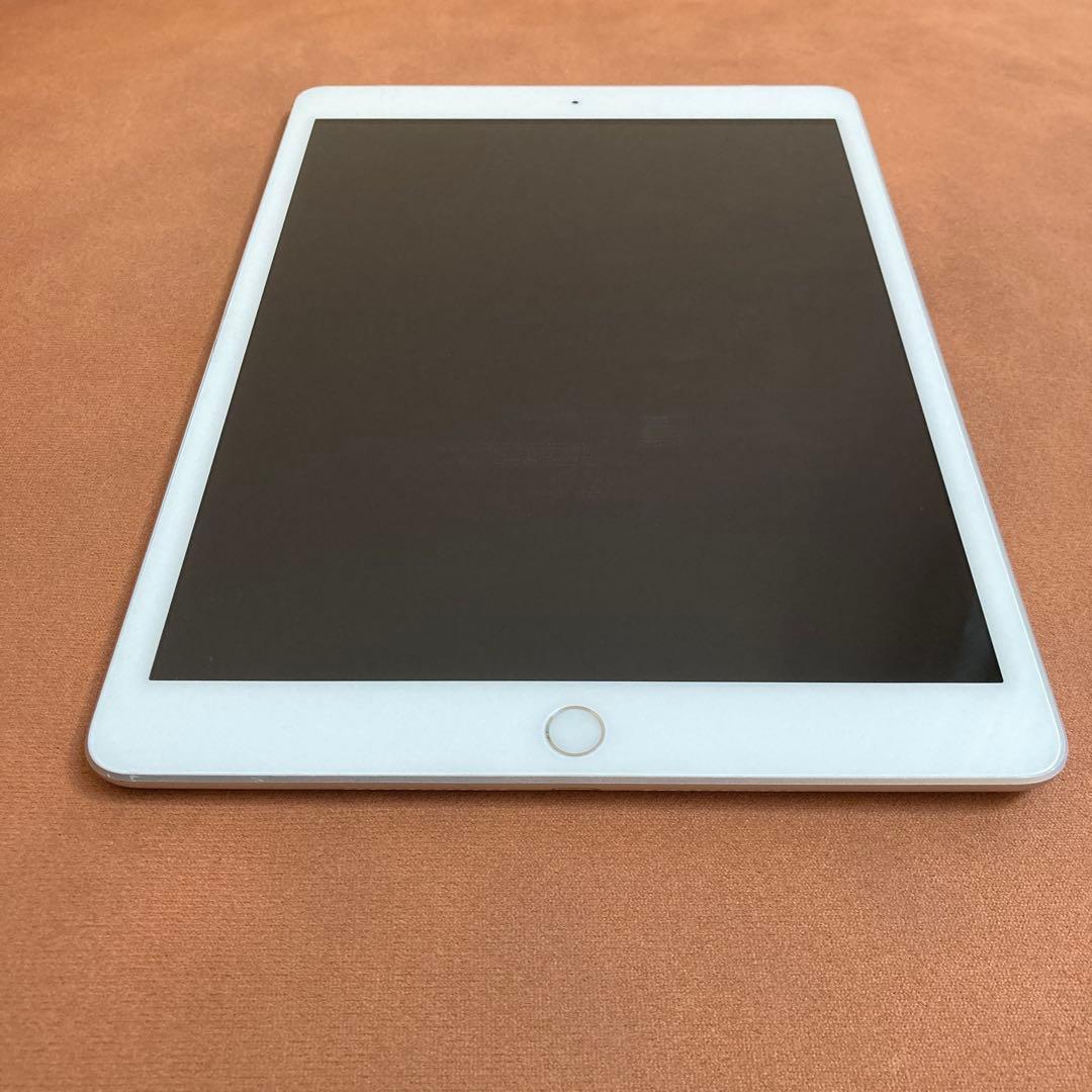 559【早い者勝ち】iPad8 第8世代 32GB SIMフリー☆