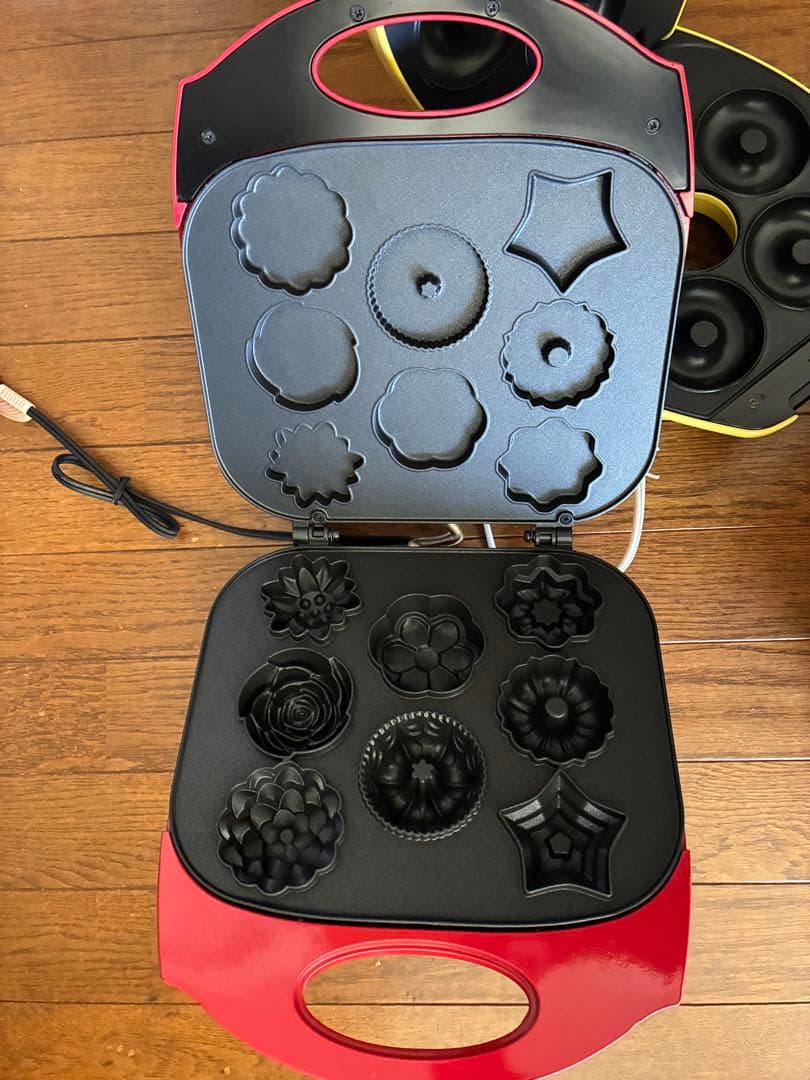 ワッフルメーカー　マフィン　ドーナツ　4つセット　プーさん