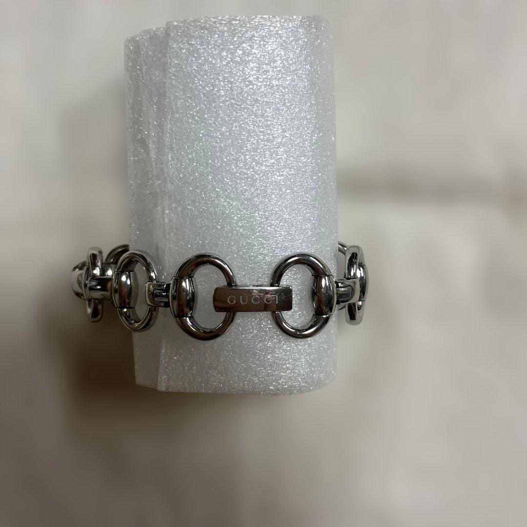【期間限定値下げ〜10/23】GUCCI シルバー オーバルブレスレットウォッチ