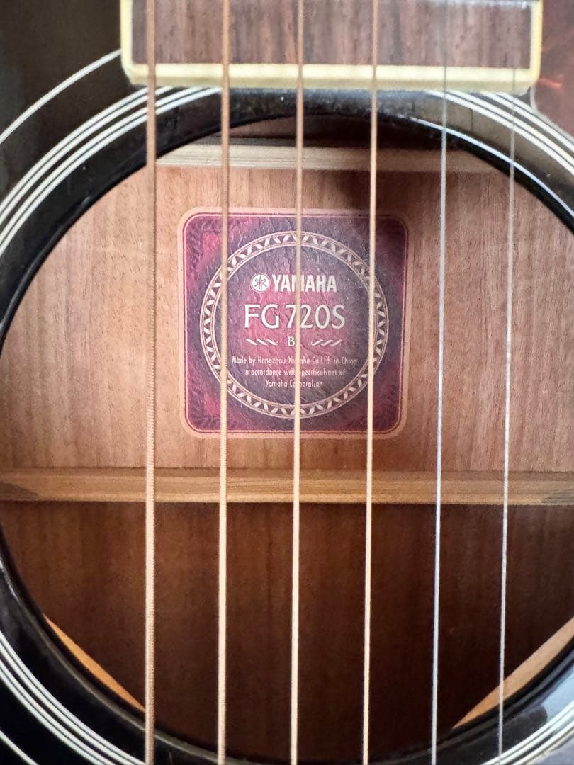 Yamaha FG720S ブラック アコースティックギター　スタンド付き