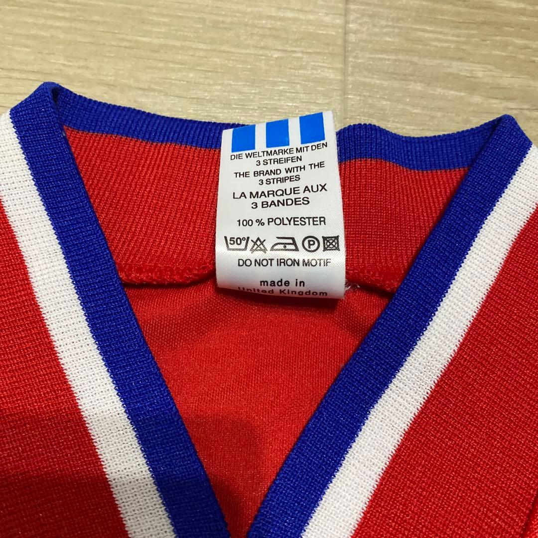 FC Bayern München 赤 シャツ