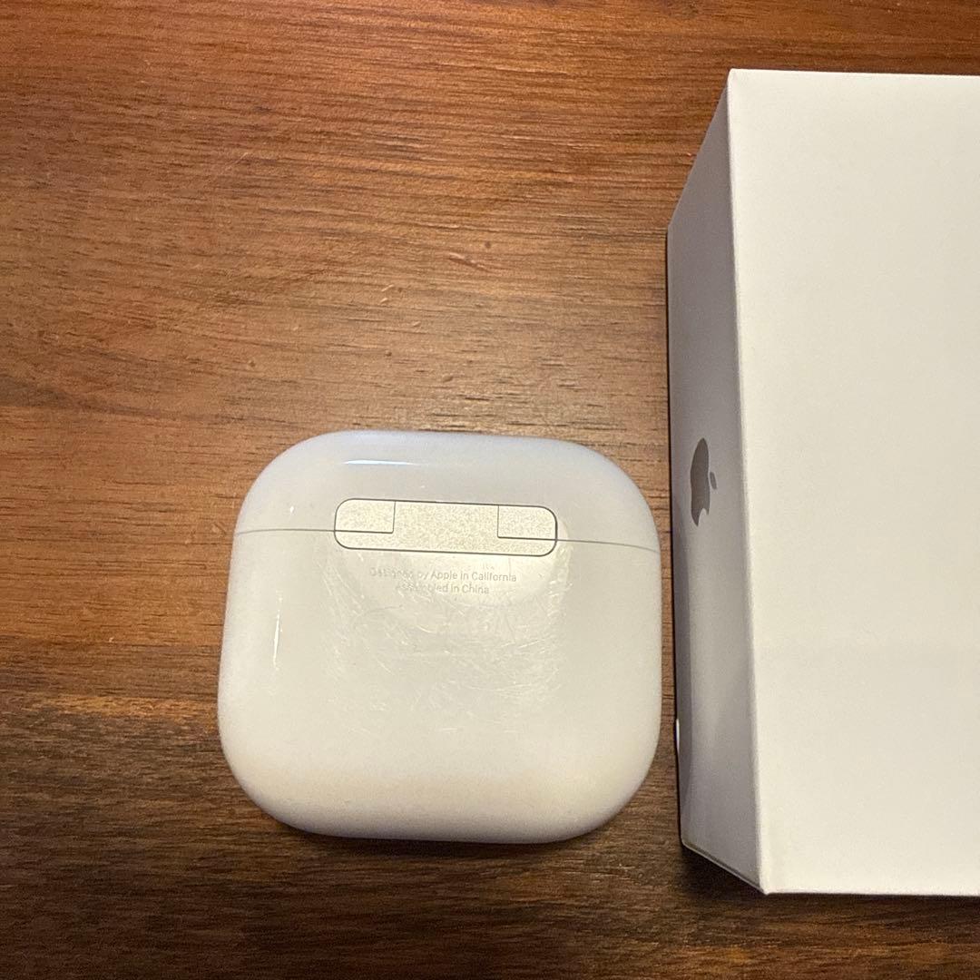 AirPods 4 アクティブノイズキャンセリング　ANC