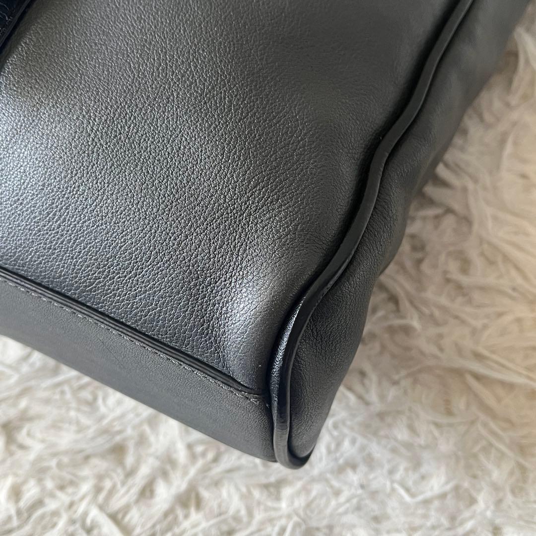 美品✨TUMI トゥミ　ブリーフケース　68917IRN ハリソン　ダークグレー