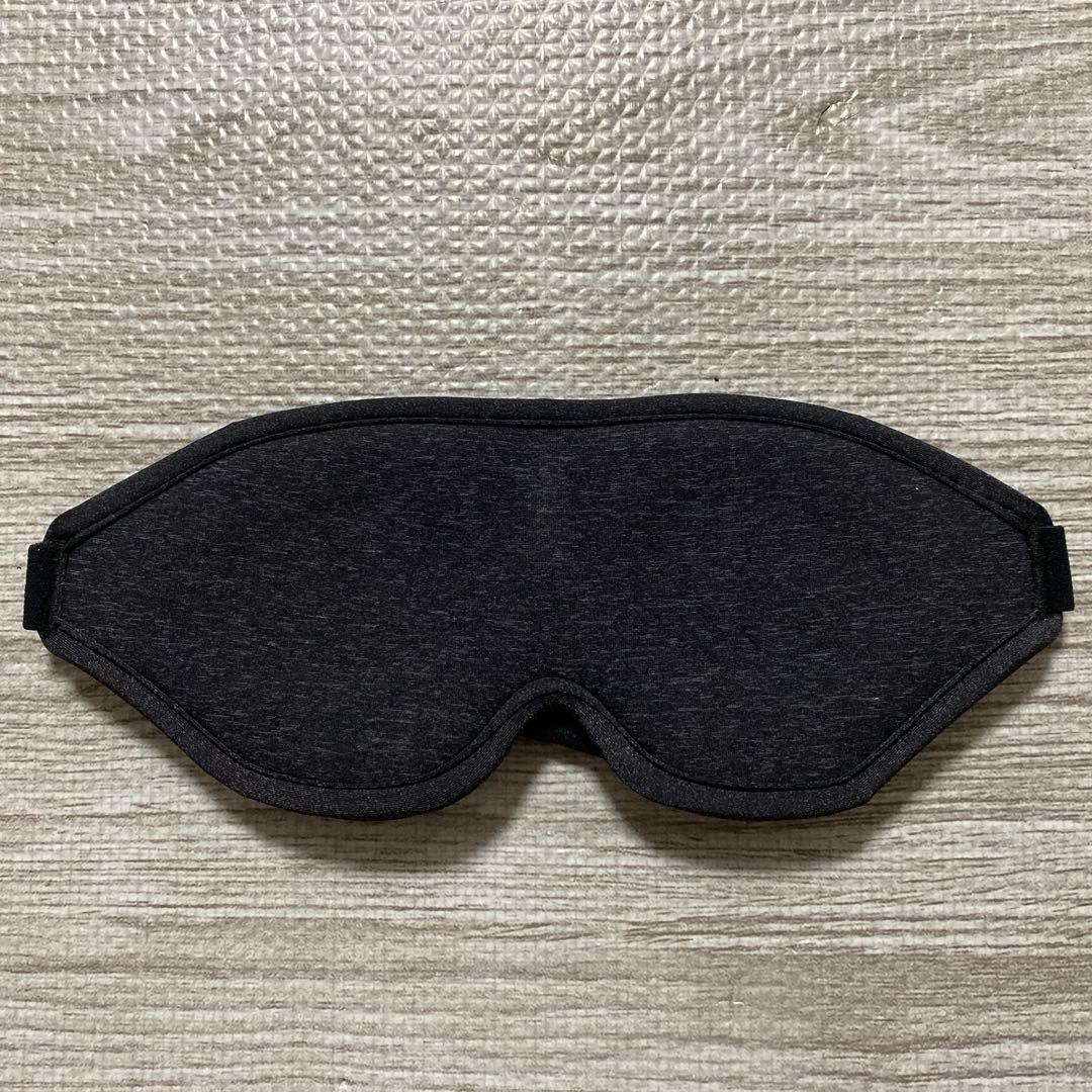 アイマスク 睡眠用 シルクアイマスク 天然シルク製 夏/冬用 通気性 圧迫感なし