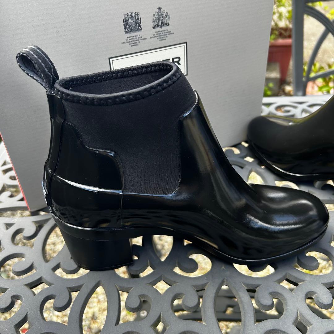 HUNTER リファインドミッドヒールグロス　ブラック　２５㎝　エナメル　UK6
