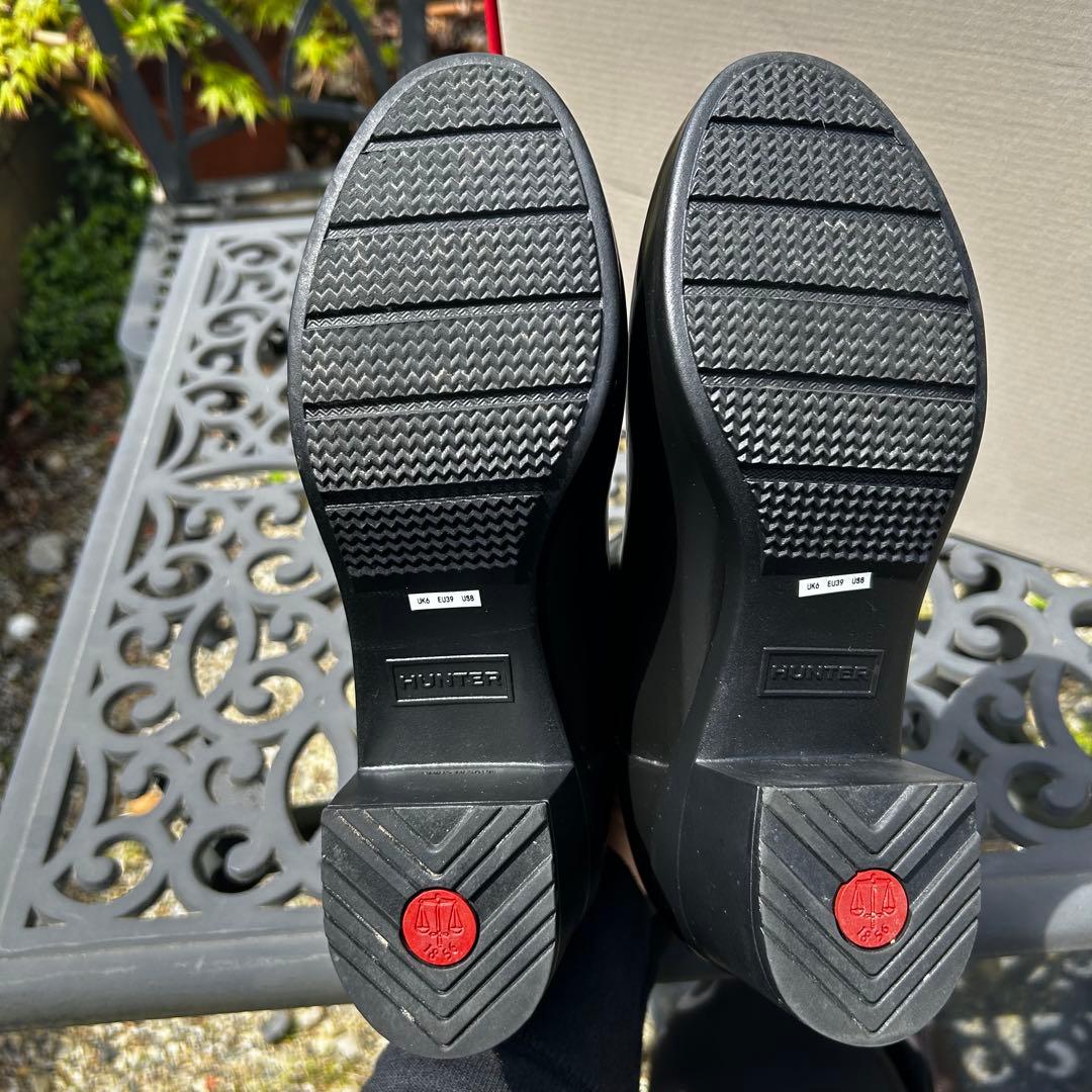 HUNTER リファインドミッドヒールグロス　ブラック　２５㎝　エナメル　UK6