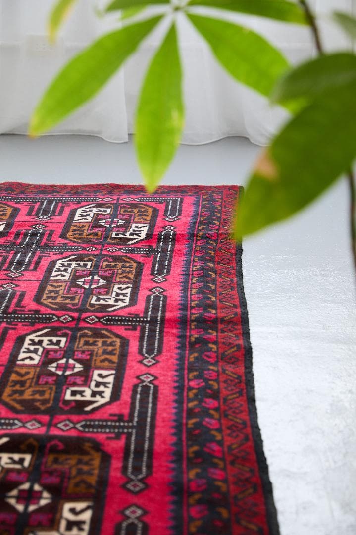 ヴィンテージラグ　トライバルラグ　バルーチ族(199×103cm)茶・赤・紺・黒