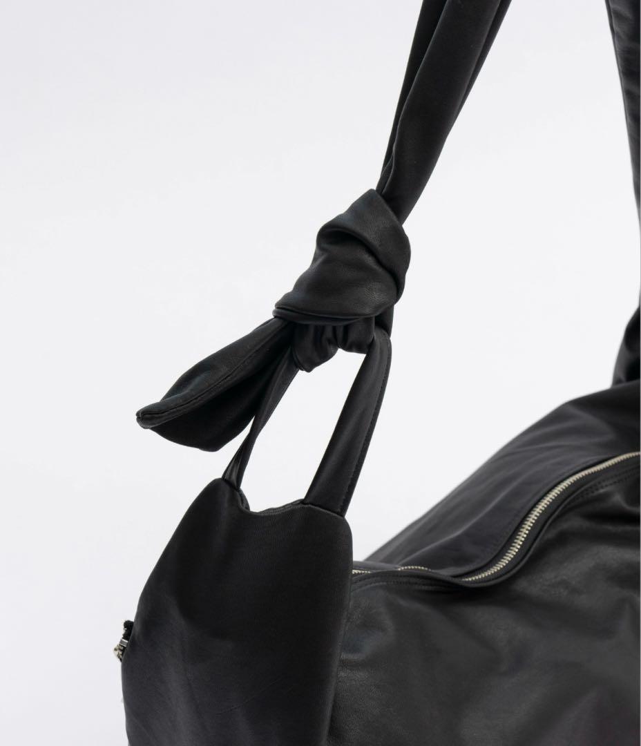 MAISON SPECIAL メゾンスペシャル 完売レザーショルダーバナナバッグ