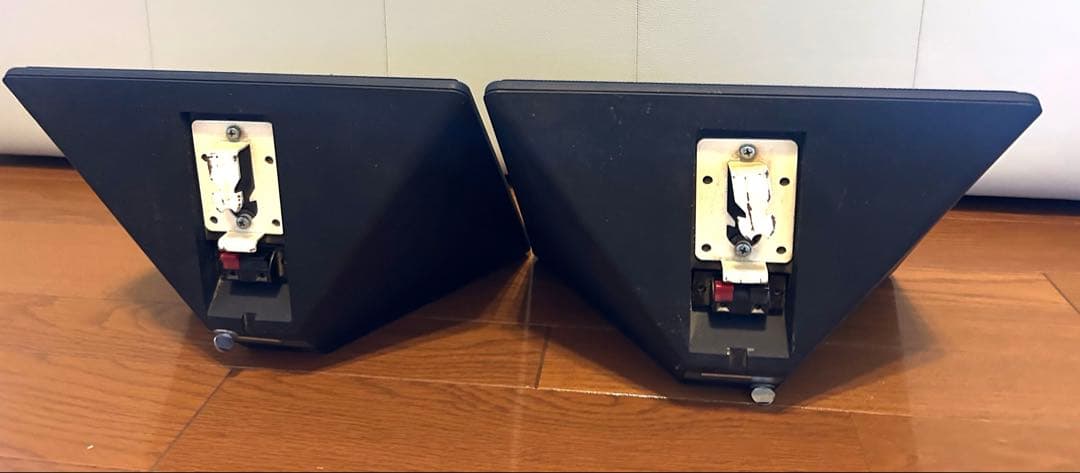 BOSE corporation 111PYB スピーカー 傾斜デザイン 黒