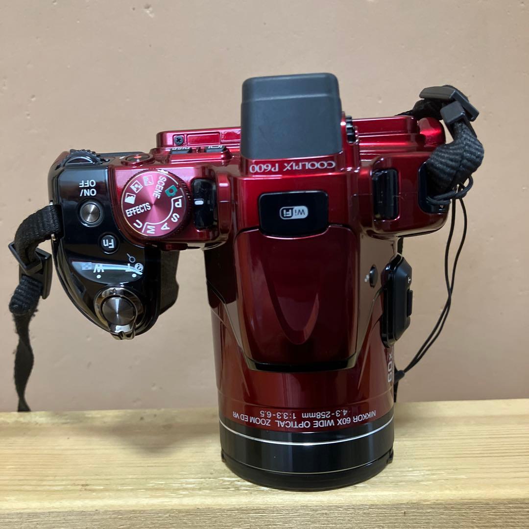 Nikon COOLPIX P600 光学60倍 コンデジ　予備バッテリー付き