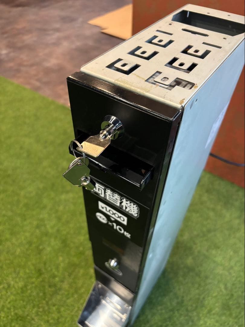 両替機　1000円→100円×10枚　グローリー