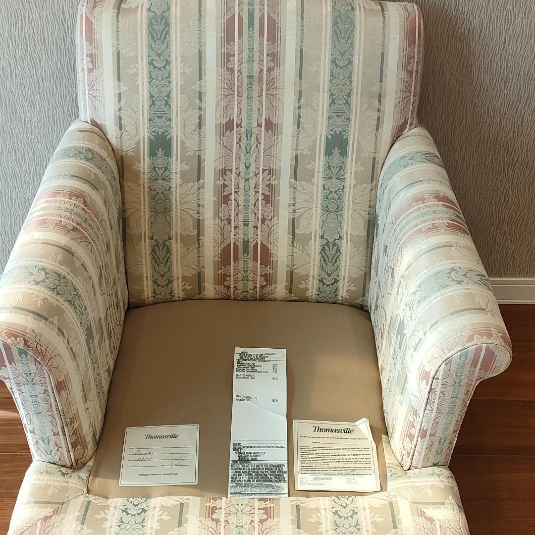 〈美品〉トーマスビル　一人掛けソファ　米国製　クッション付き①