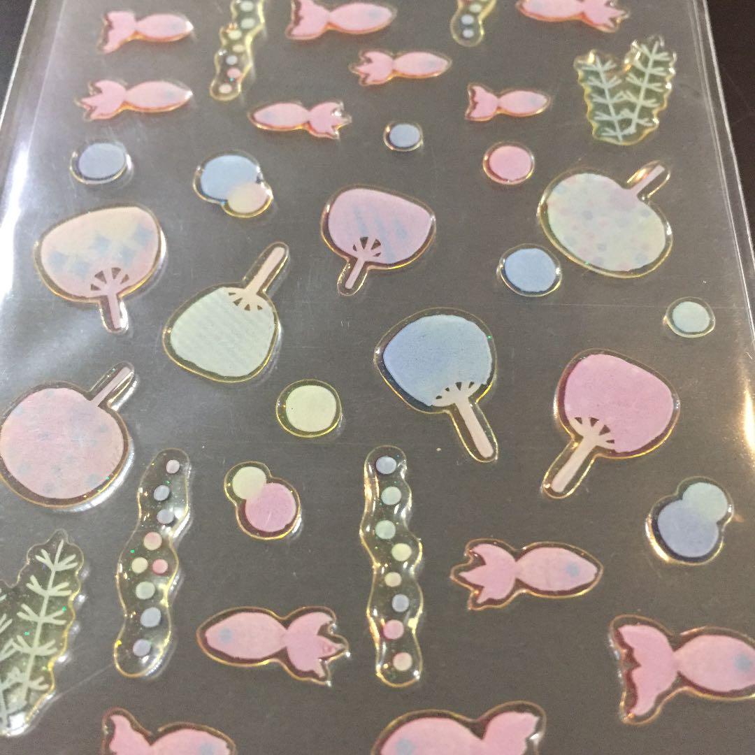 【同梱で無料☆】うちわと金魚、透明シール☆新品未使用