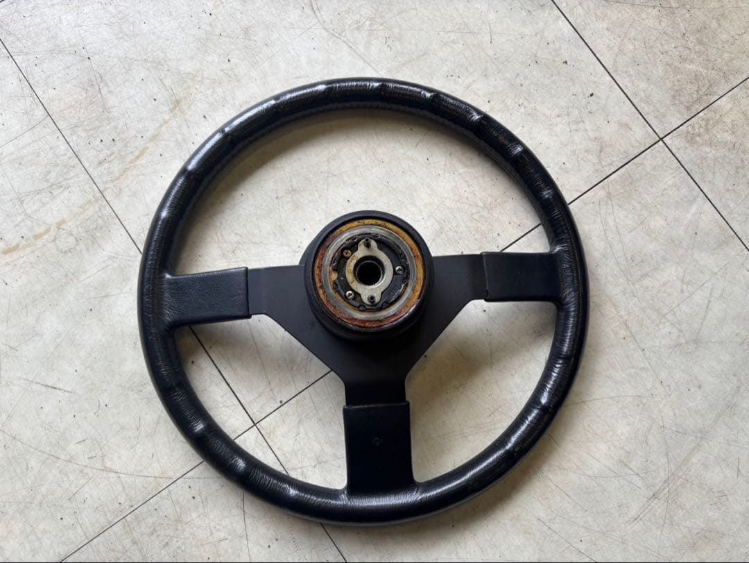DR30 純正 ステアリング R30 鉄仮面 西部警察 スカイライン