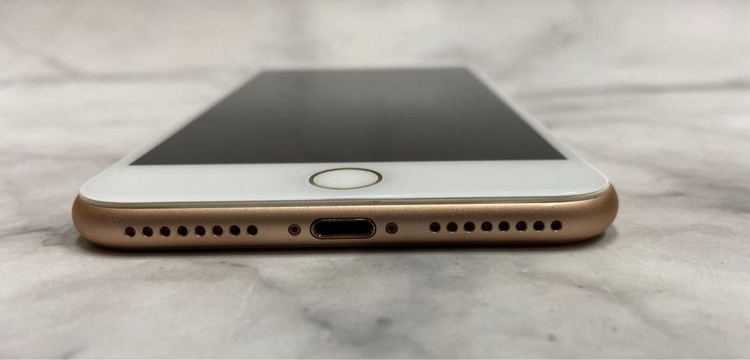 iPhone 8 Plus 64GB ピンクカラー
