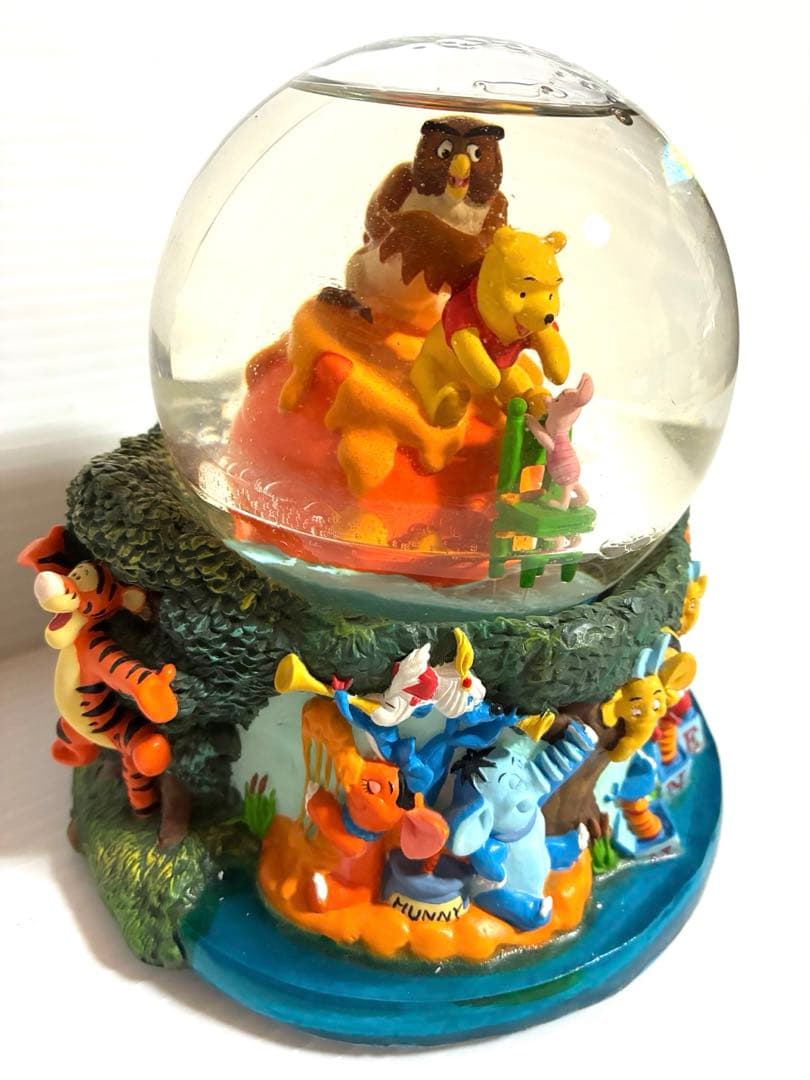 くまのプーさん　スノードーム　オルゴール付　レトロ