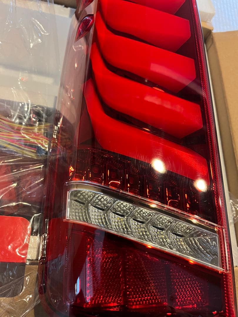 Valenti ULTRA sigma LEDテールランプ　レガンスモデル