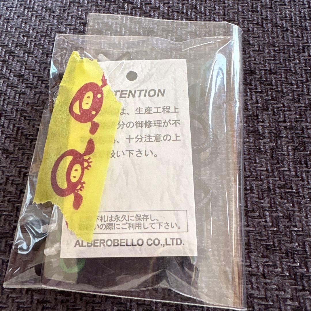 アルベロベロ　ボタンブローチ