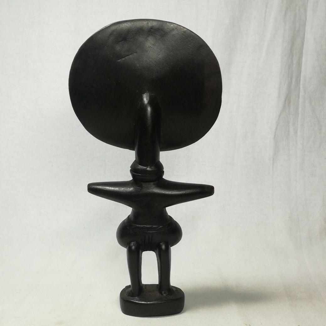 アフリカ　民族　プリミティブアート　木彫　置物　女性