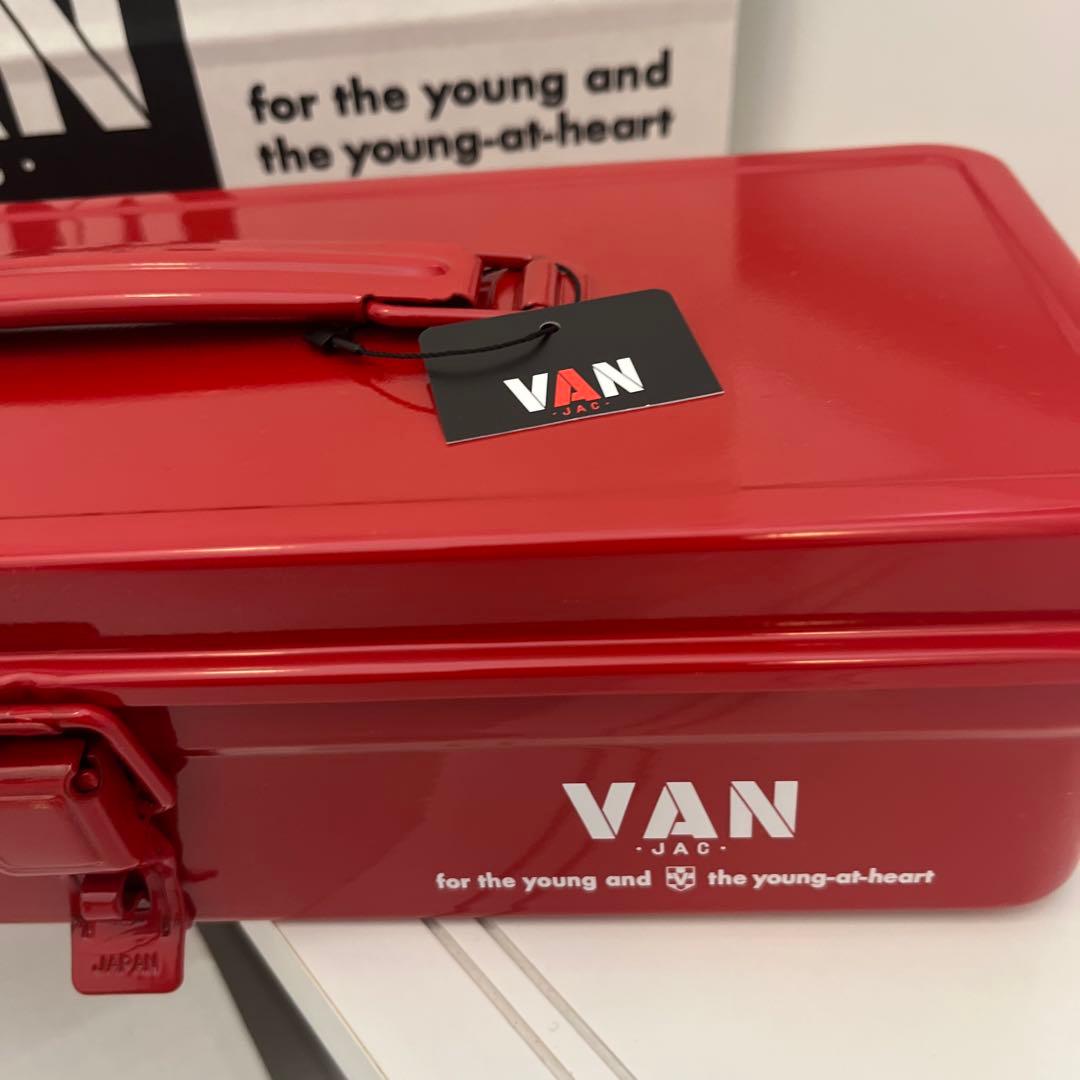 VAN小物入れ➕最新のステッカー♪