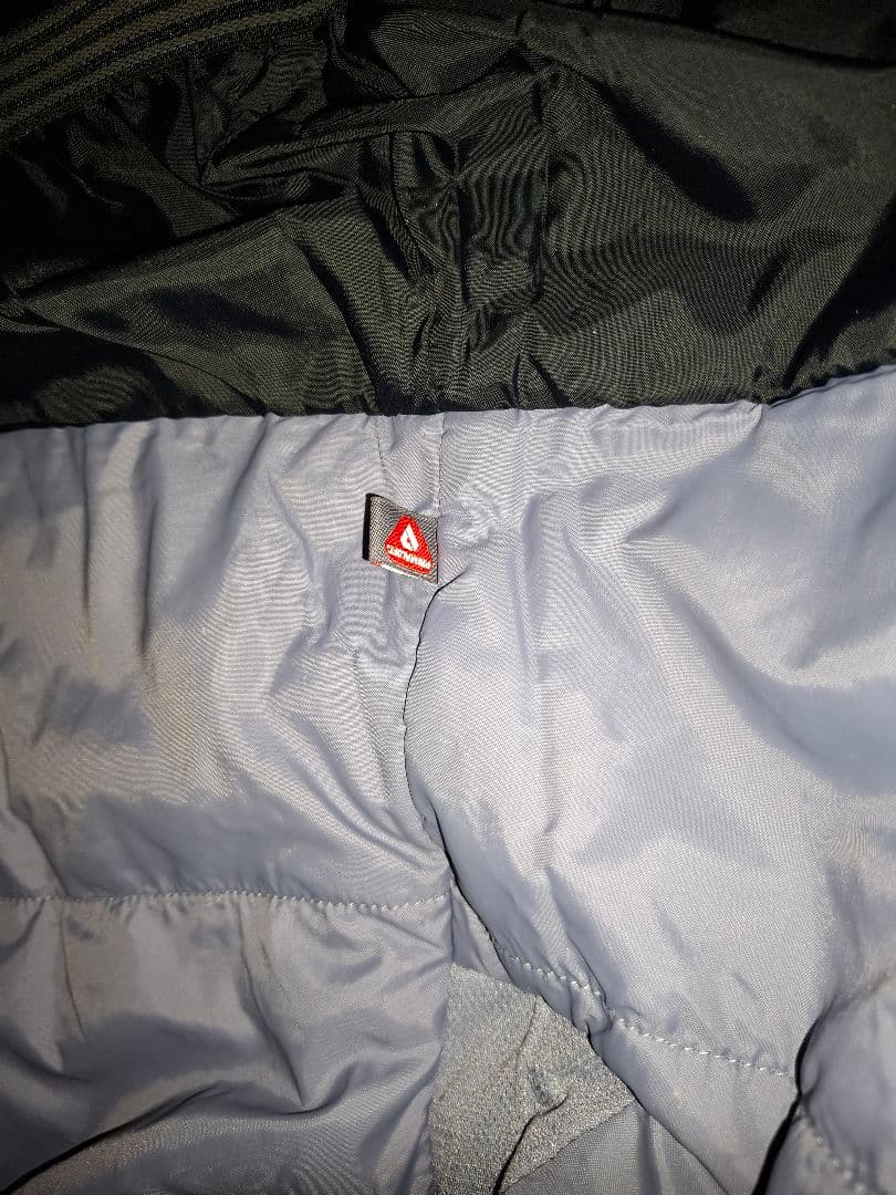 SALOMON 25-26レディース　スキーウェア Lサイズ　最終値下げ