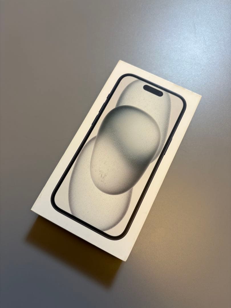 【美品】Apple iPhone15 128GB ブラック SIMフリー