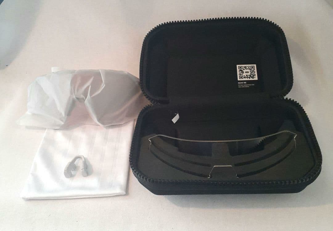 100% S3 Stone Grey クリムゾン ワンハンドレッド サングラス